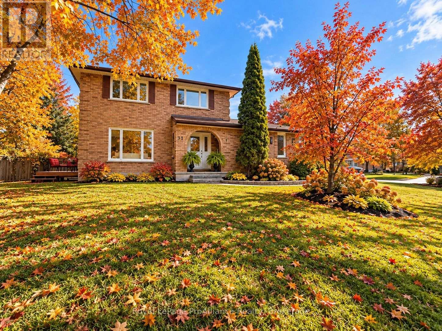 3 Cooke Court, Belleville, ON photo 3