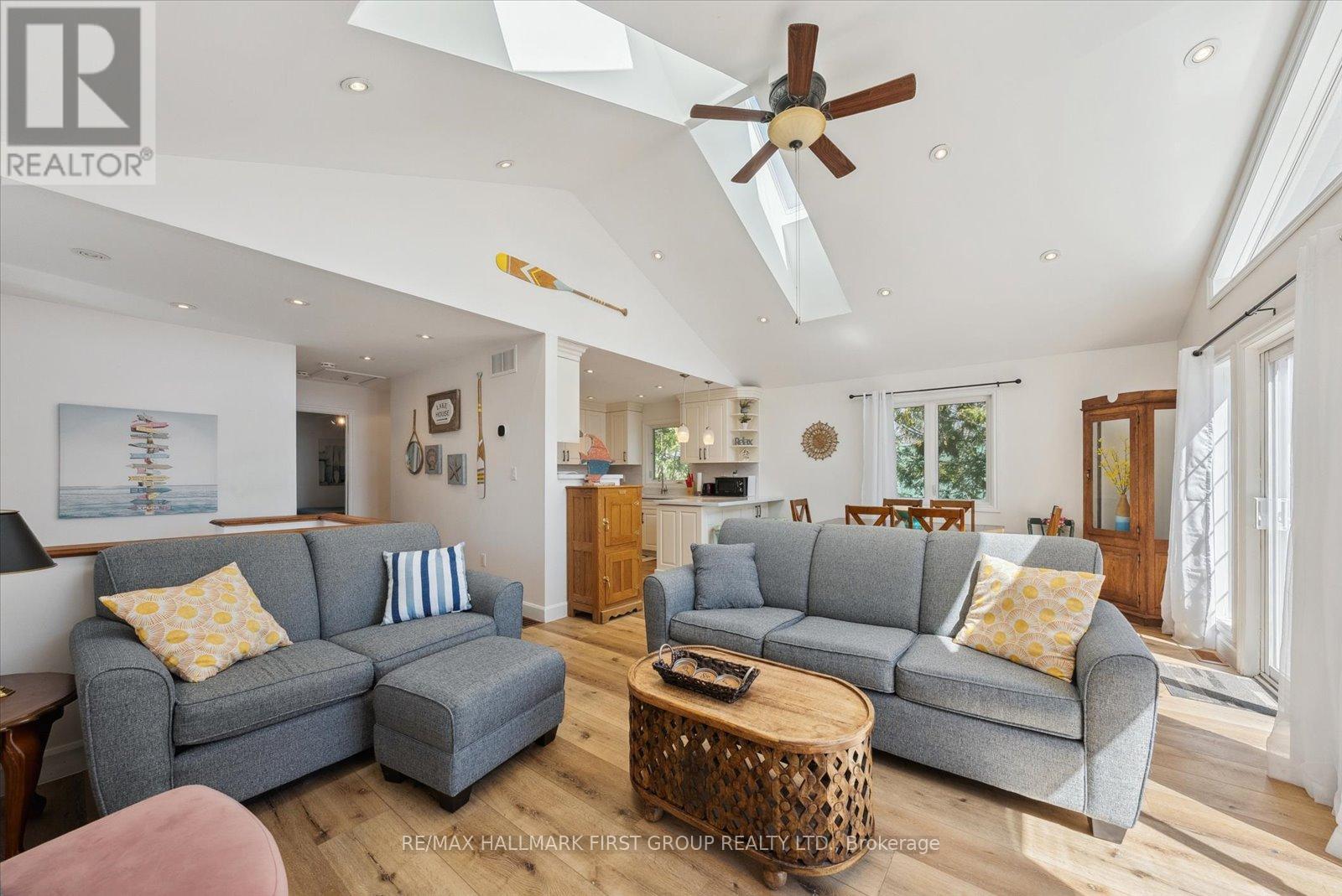 2807 Lakeside Drive — photo 4
