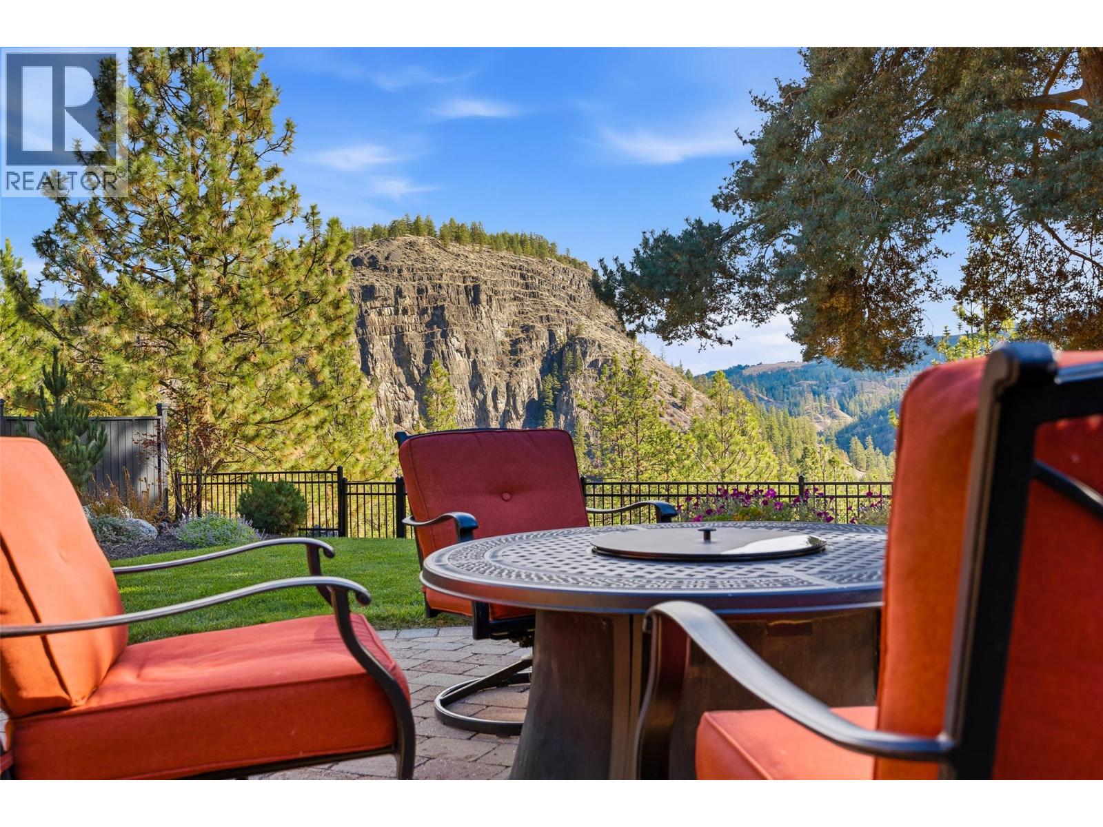3887 Gallaghers Parkway, Kelowna