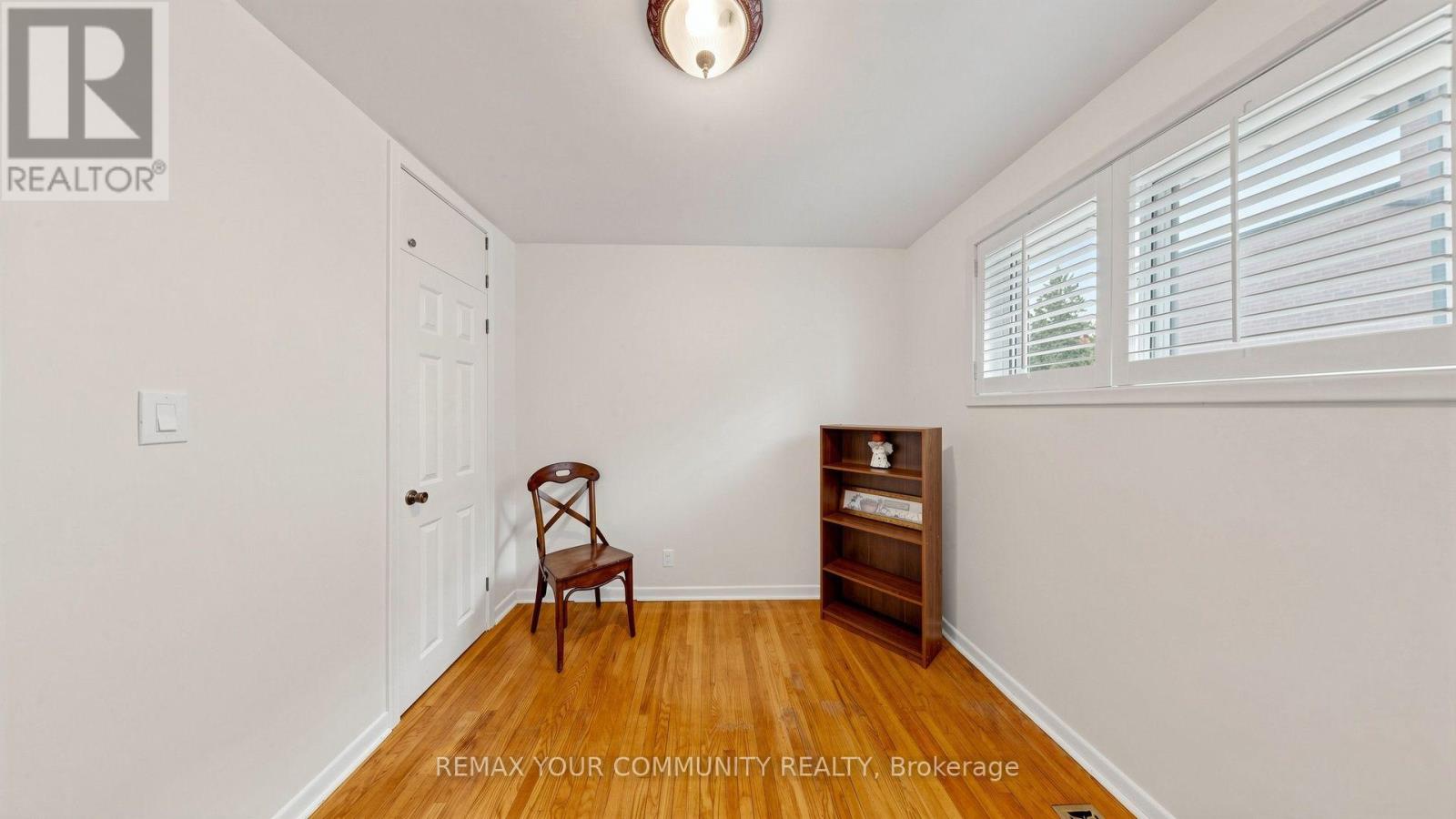 43 SEATON DRIVE - 25