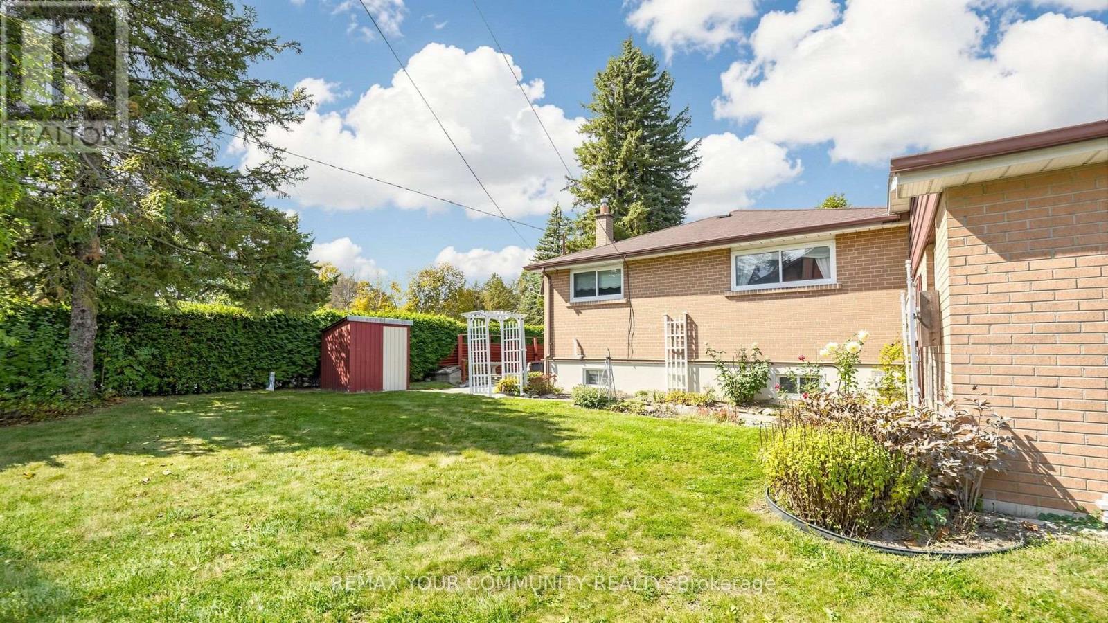 43 Seaton Drive, Aurora, ON photo 37