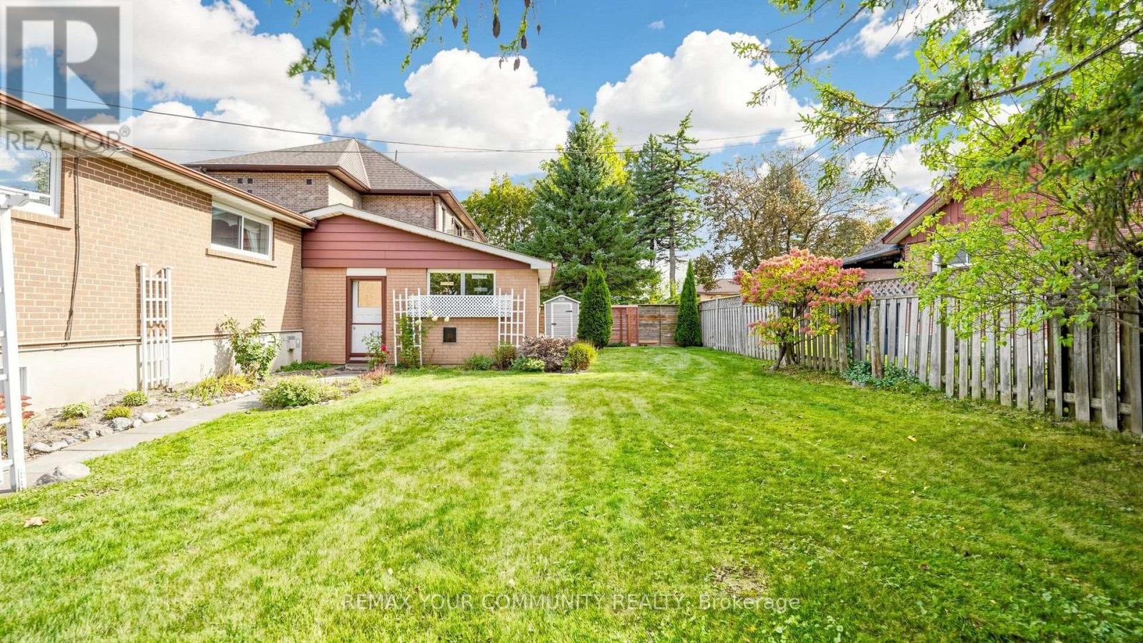 43 Seaton Drive, Aurora, ON photo 39