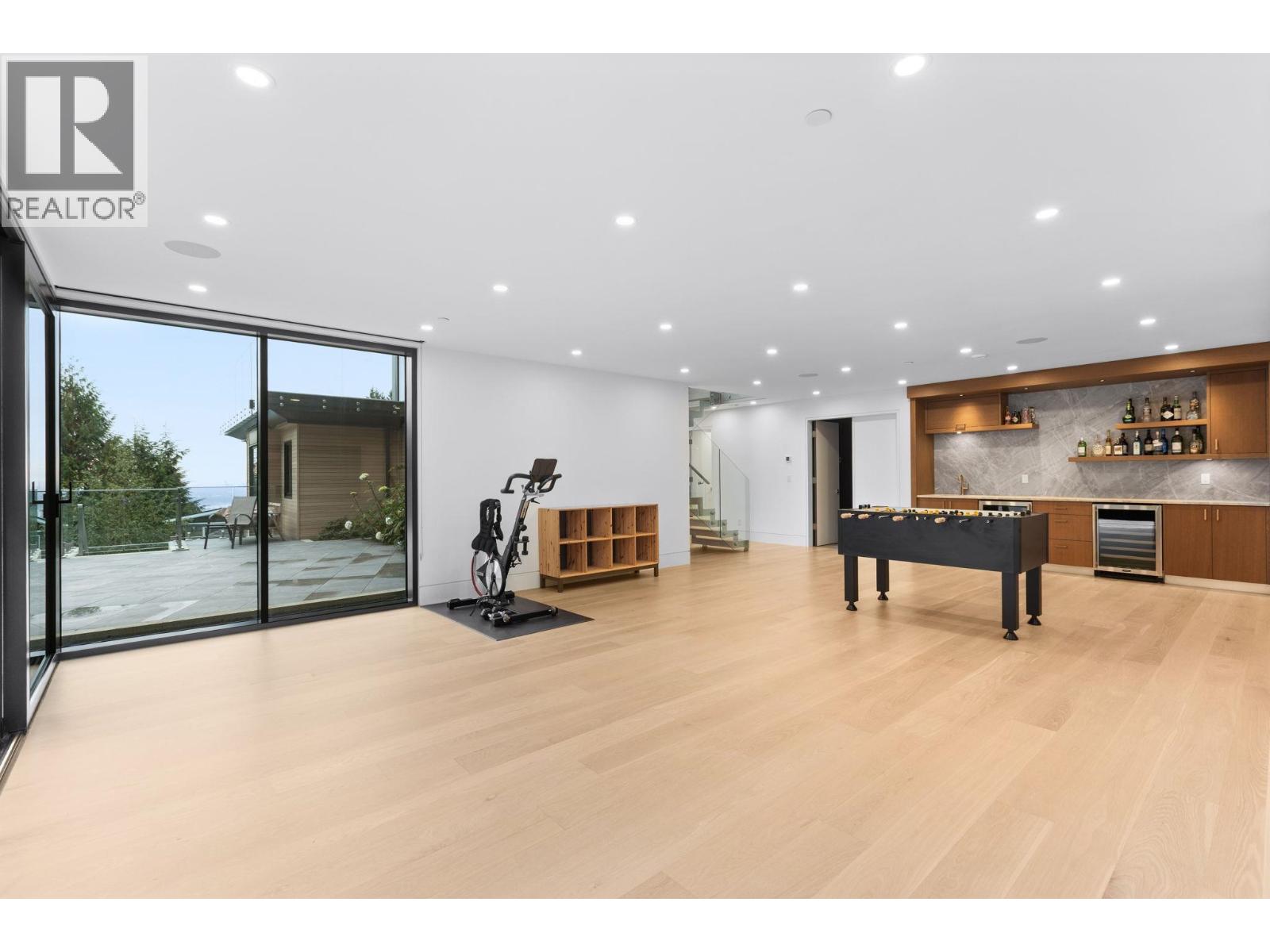 645 BALLANTREE ROAD, West Vancouver - Image 1