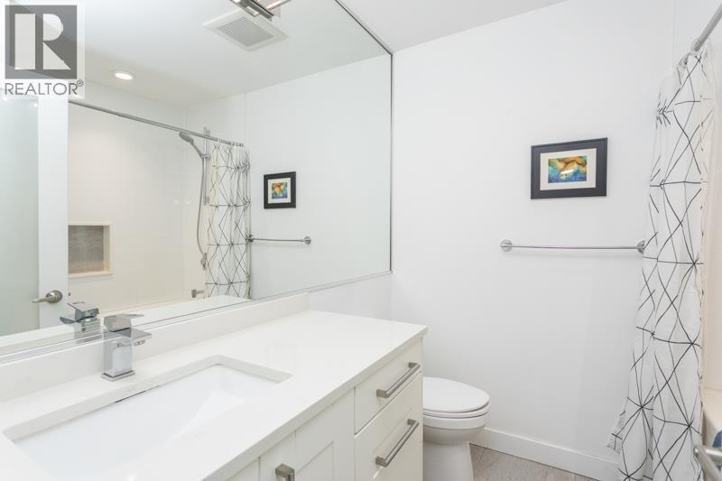 Photo of 253 49 STREET 22
