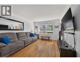 Kitchen - 202 East 26th Street, Hamilton, ON L8V3C8 Photo 9