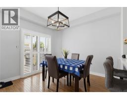 2092 English Crescent, Burlington, ON L7L7B3 Photo 11