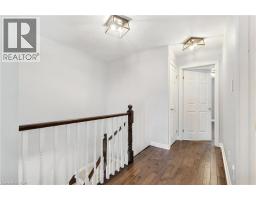 2092 English Crescent, Burlington, ON L7L7B3 Photo 12