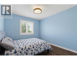 2092 English Crescent, Burlington, ON L7L7B3 Photo 15