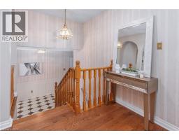 21 Green Forest Drive, Stoney Creek, ON L8G3A9 Photo 17