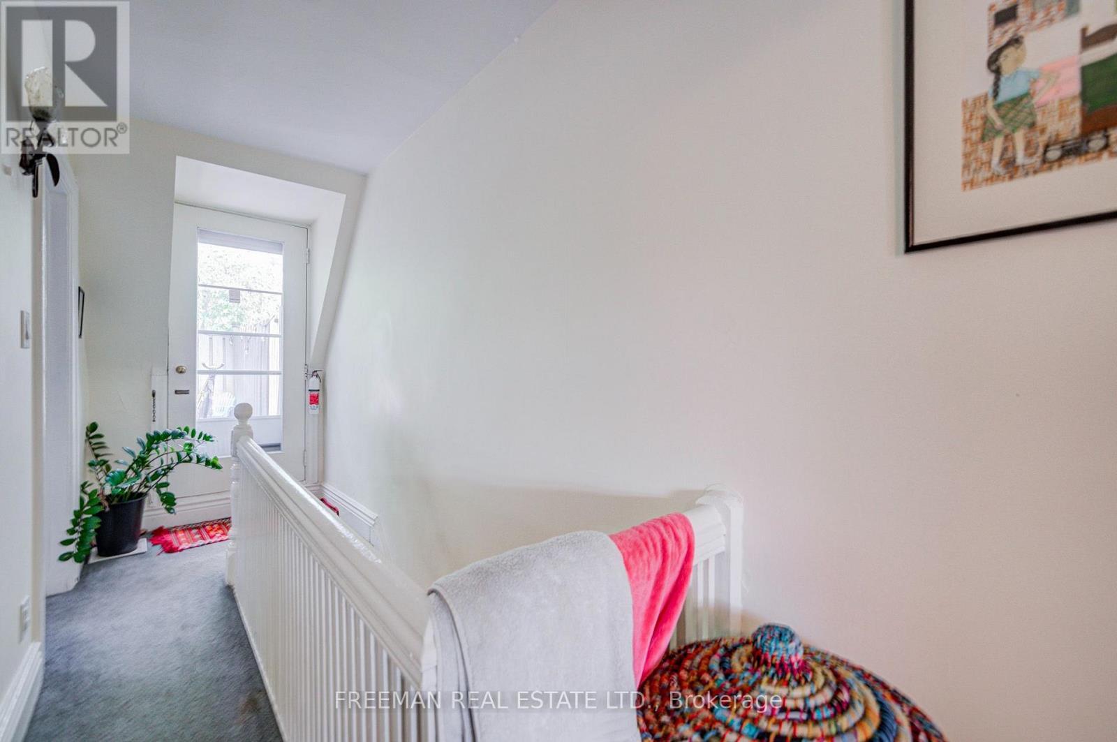267 Albany Avenue, Toronto, ON photo 11