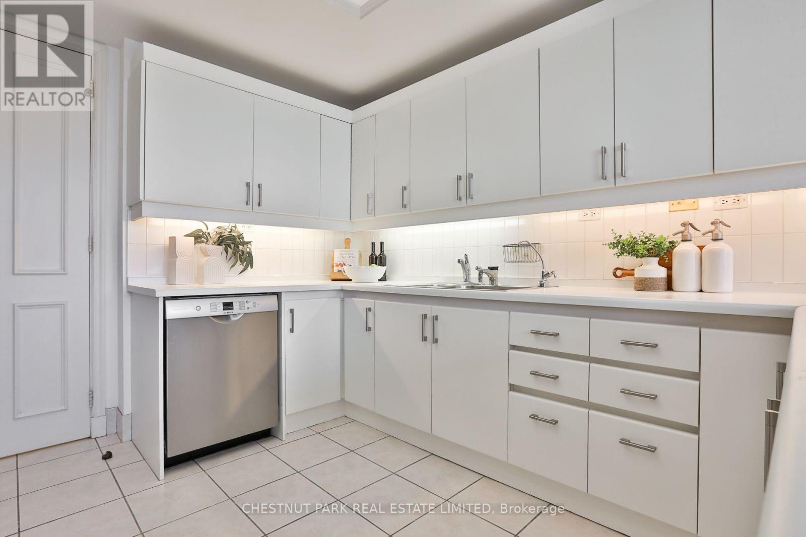 70 Rosehill Avenue — photo 12
