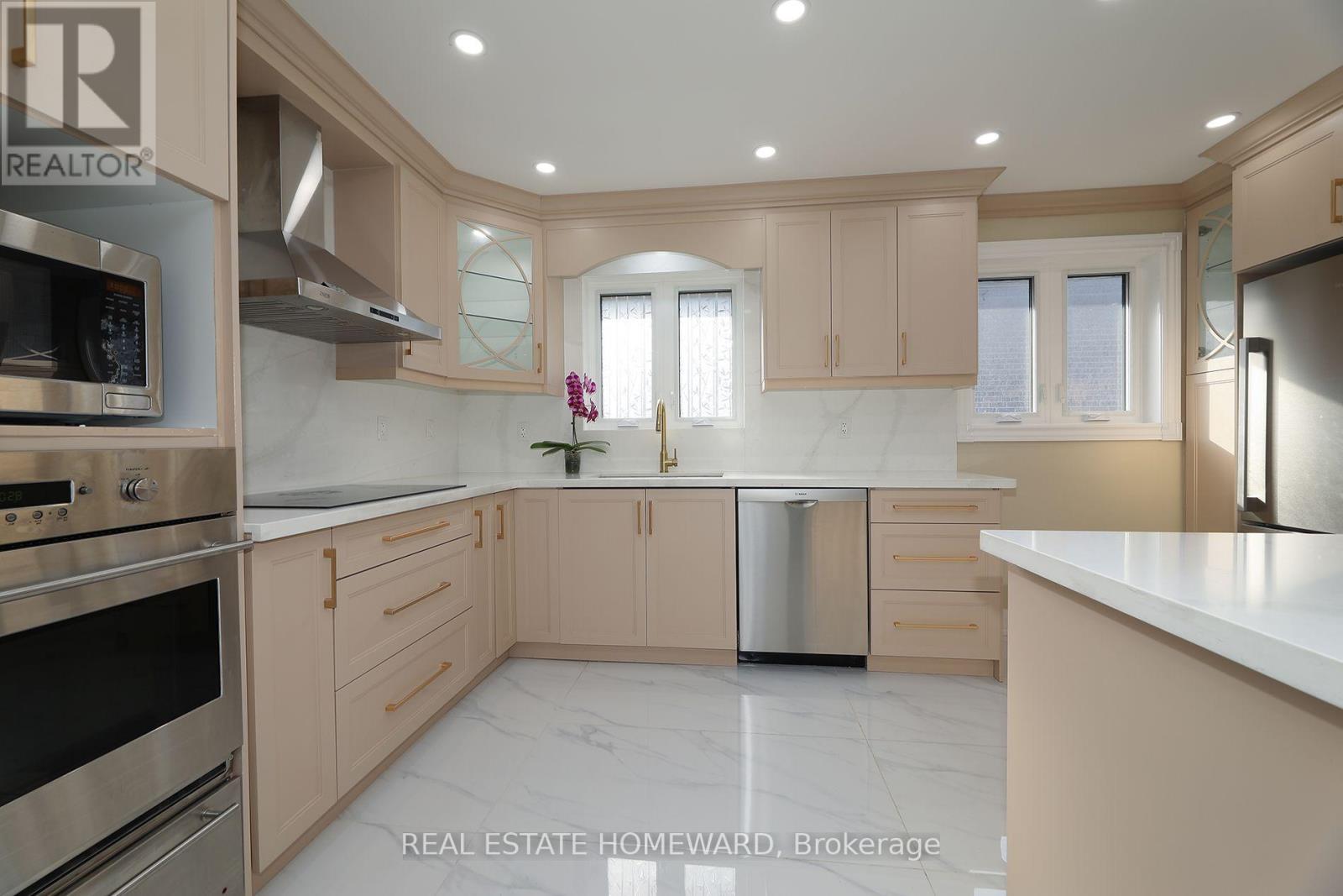 36 Kim Court — photo 15