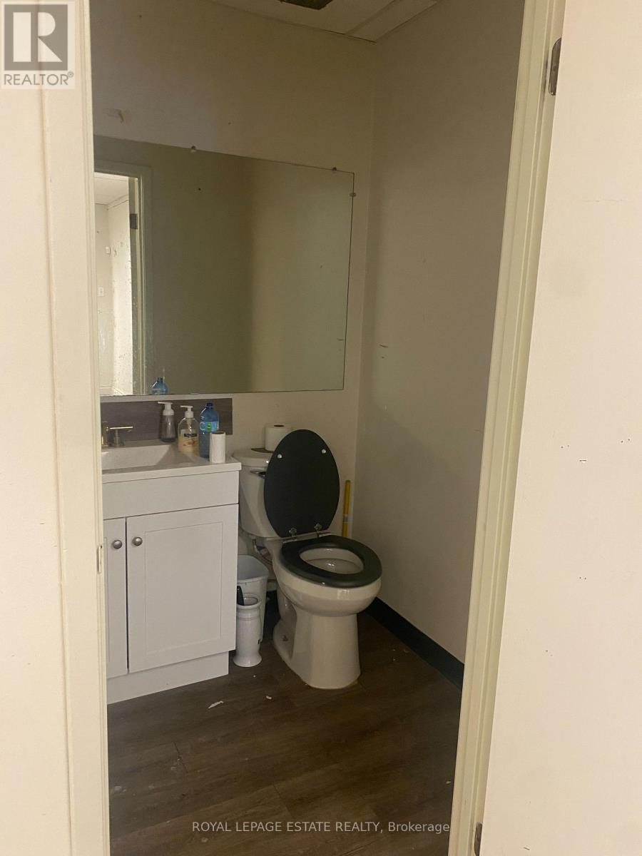 2142A QUEEN STREET E, Toronto (The Beaches) — photo 4
