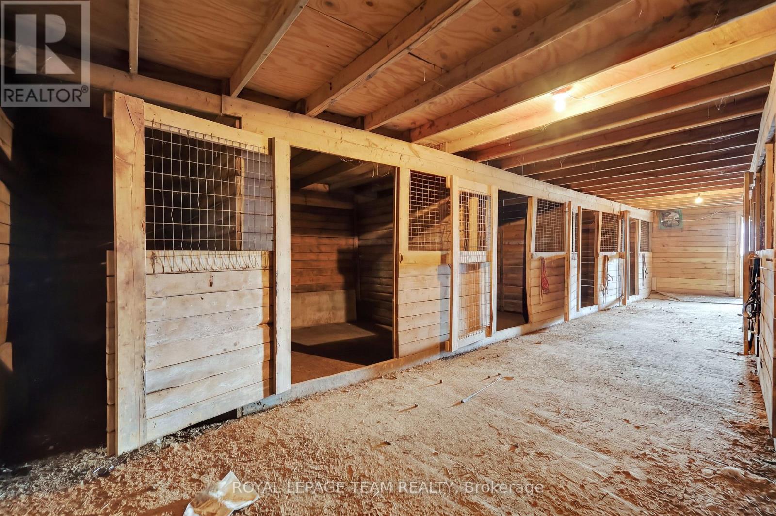 5523 Clayton Road — photo 48