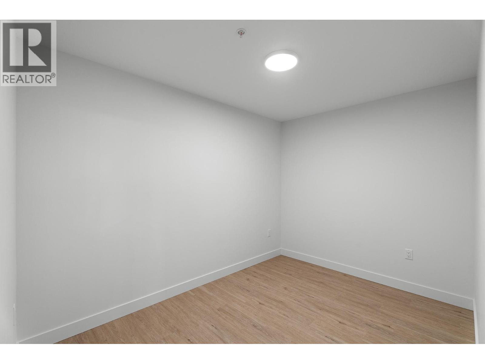 #204 1844 Qu'Appelle Boulevard - 18