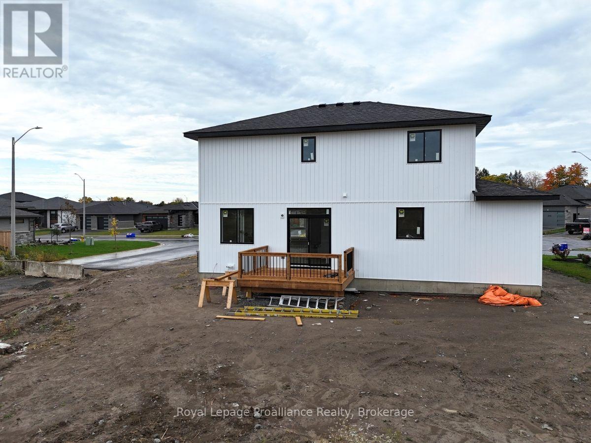15 Horton Court — photo 4