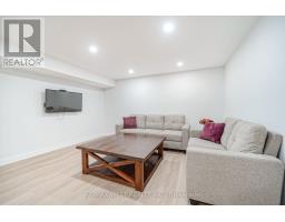 765 Dodsworth Crescent, Mississauga, ON L4Y2H8 Photo 13