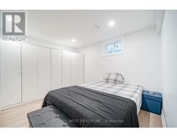 765 Dodsworth Crescent, Mississauga, ON L4Y2H8 Photo 14