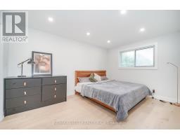 Bedroom 3 - 765 Dodsworth Crescent, Mississauga, ON L4Y2H8 Photo 7