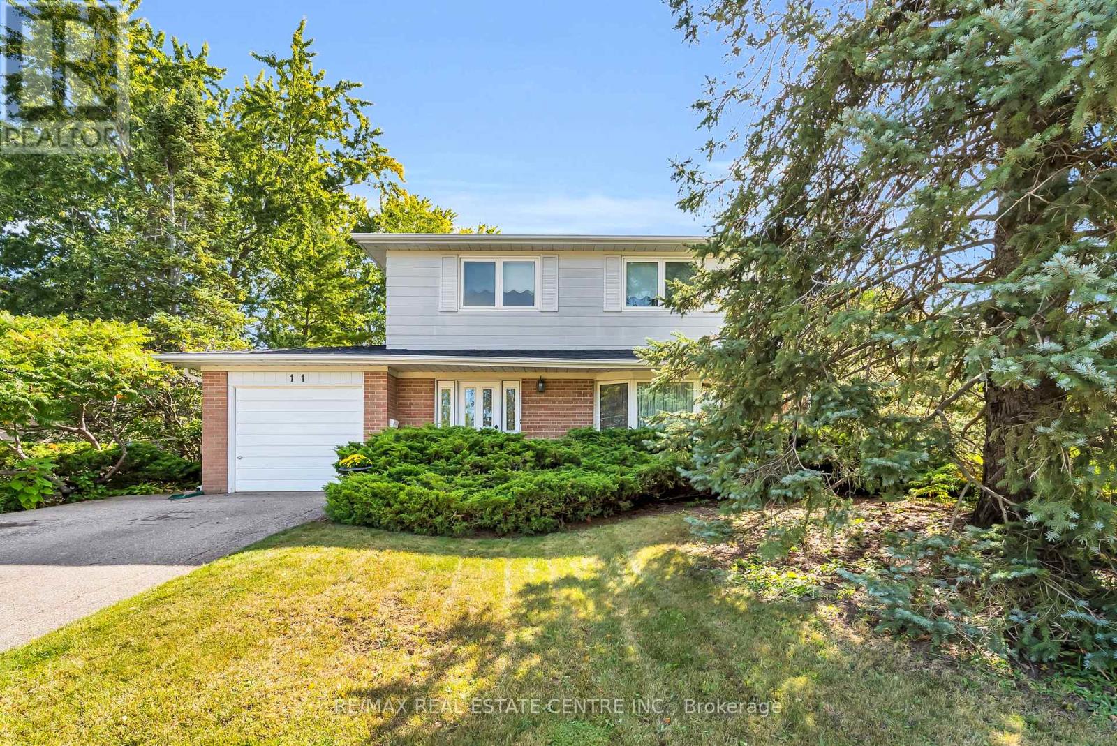 11 DAWSON CRESCENT, Halton Hills (Georgetown) — photo 3