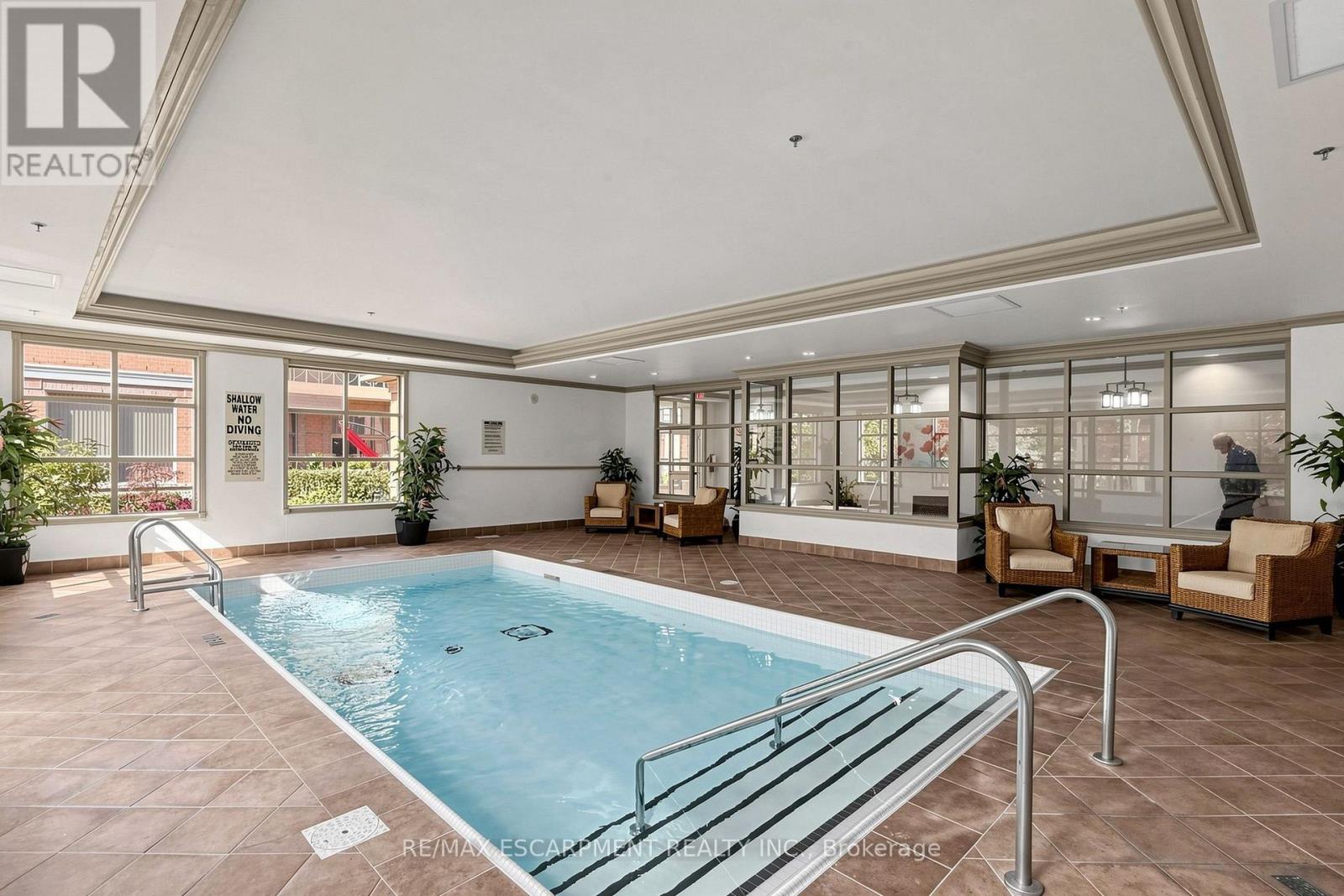 2416- 100 Burloak Drive, Burlington, ON photo 40