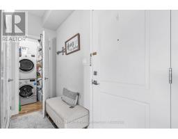 Bathroom - 409 - 610 Farmstead Drive, Milton, ON L9T8X5 Photo 6