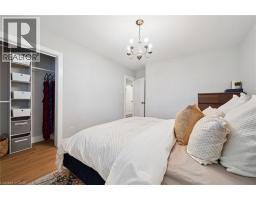 Living room - 38 Yule Place, Kitchener, ON N2B2J8 Photo 19