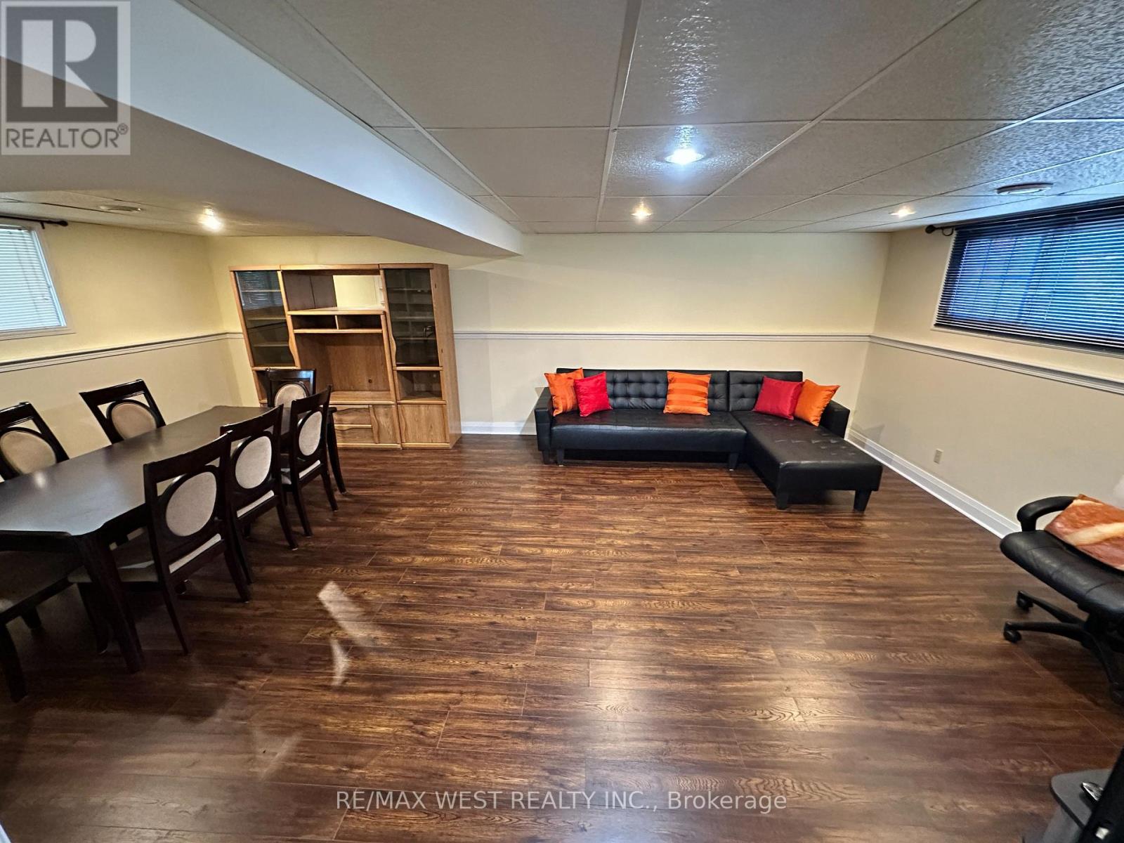 53 Bloomfield Avenue — photo 16