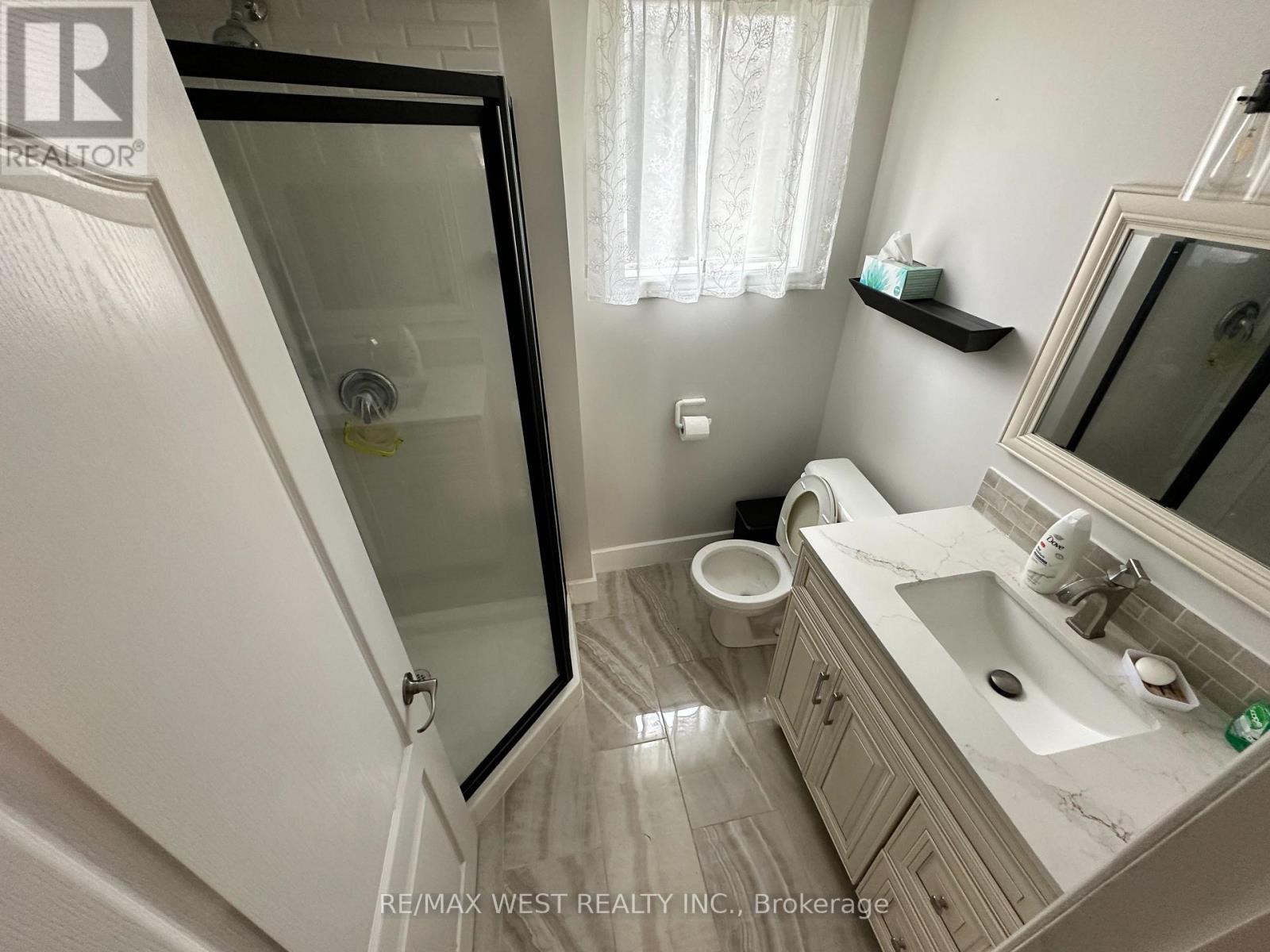 53 Bloomfield Avenue — photo 22