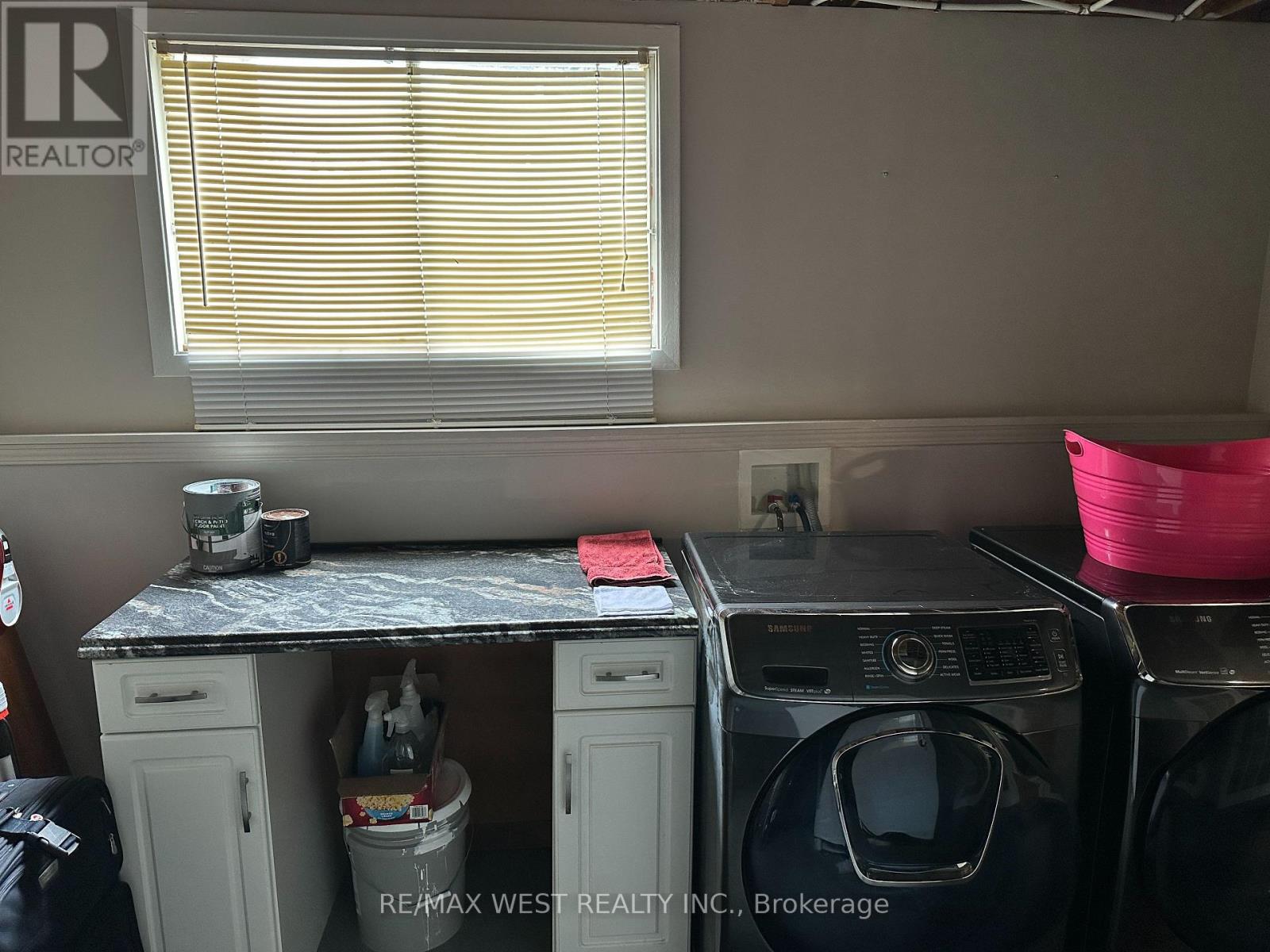 53 Bloomfield Avenue — photo 23