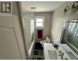 53 Bloomfield Avenue, St  Catharines, ON L2P1X2 Photo 14