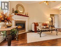 Family room - 393 Tuscany Crescent, Tecumseh, ON N8N4W6 Photo 7