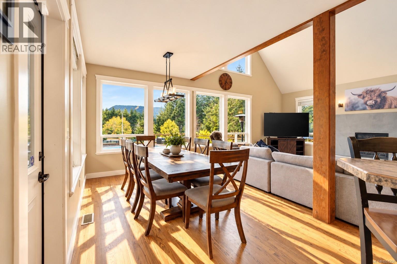 2815 Otter Point Rd - 31