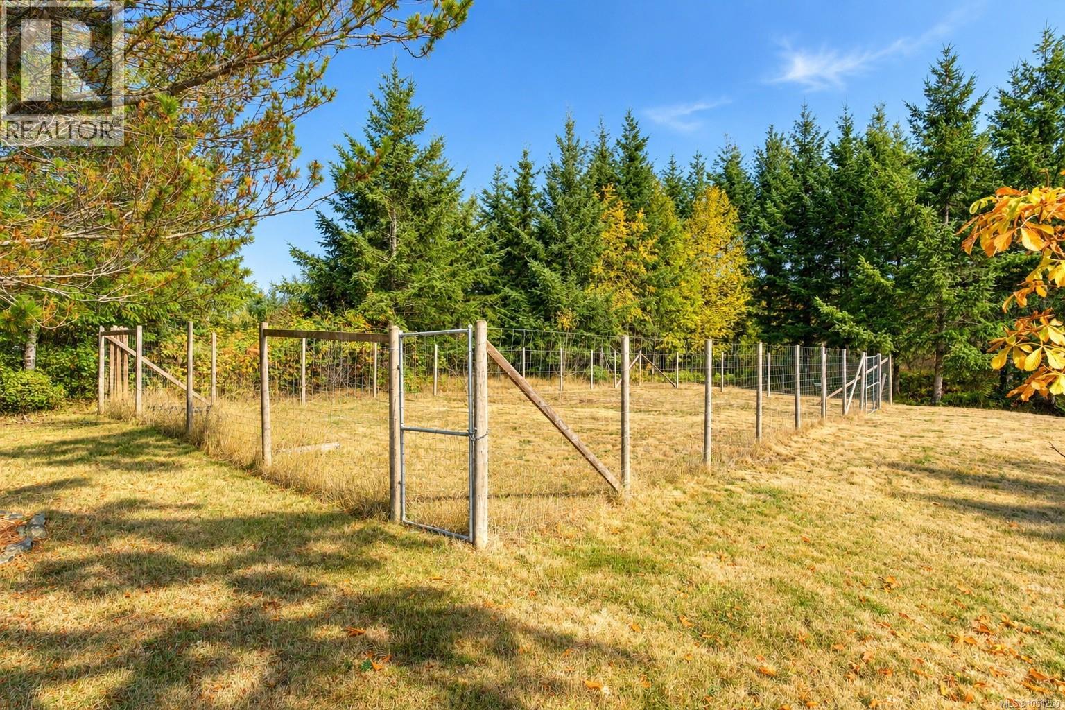 2815 Otter Point Rd - 77