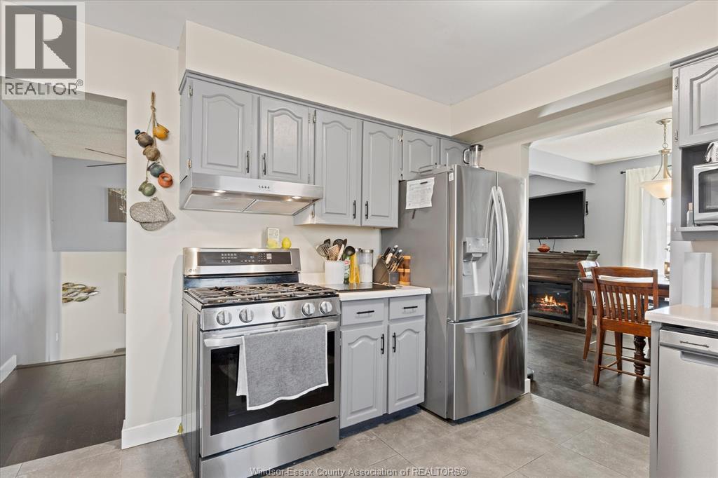 232 Greenwood Crescent — photo 15