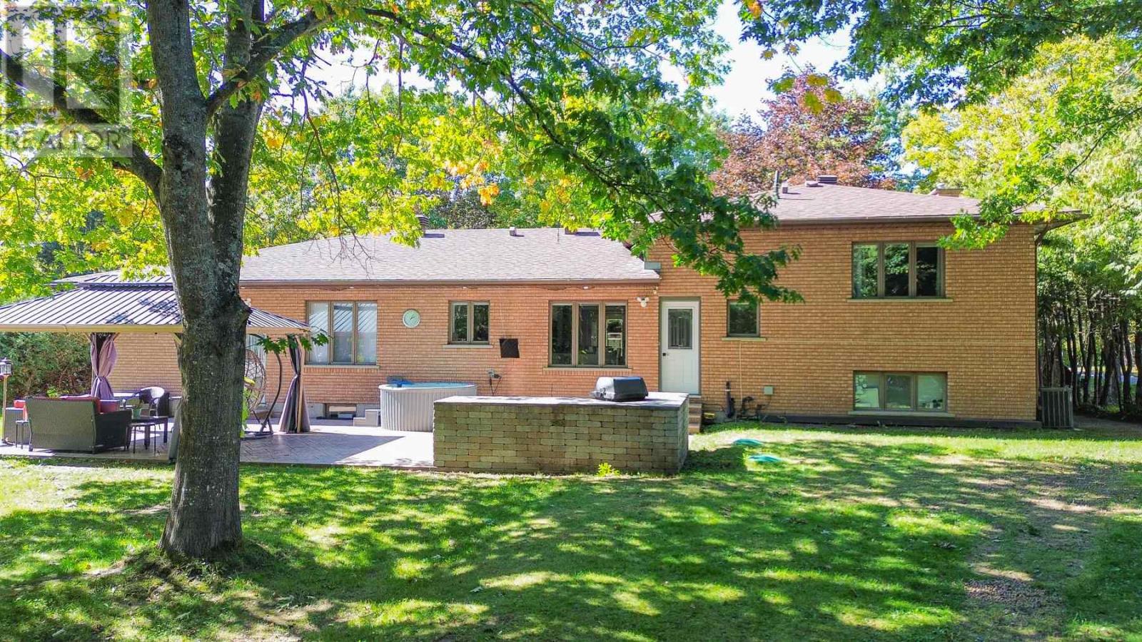 238 Old Goulais Bay RD - 27