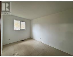 27 Spruce Street, Temagami, ON P0H2H0 Photo 7