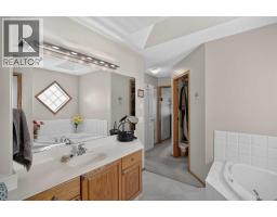 166 Scenic Ridge Crescent Nw, Calgary, AB T3L1V7 Photo 26