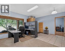 166 Scenic Ridge Crescent Nw, Calgary, AB T3L1V7 Photo 35
