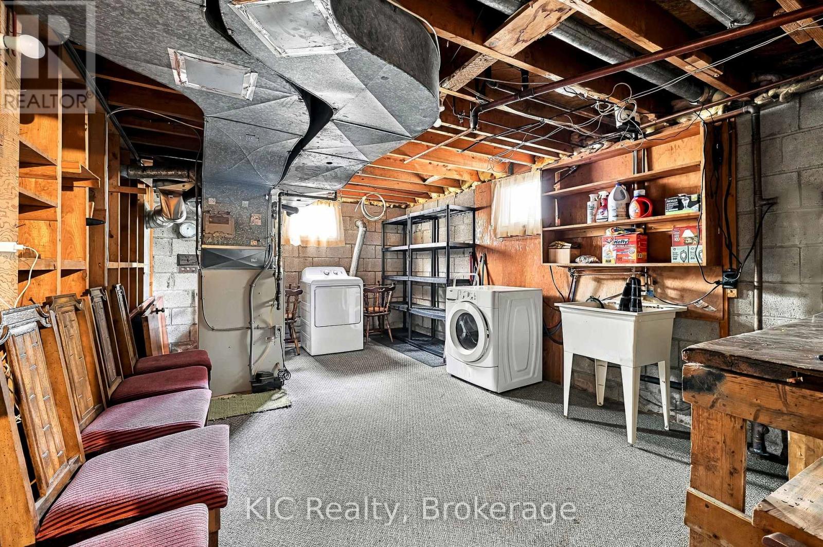198 Mcclennan Street — photo 39