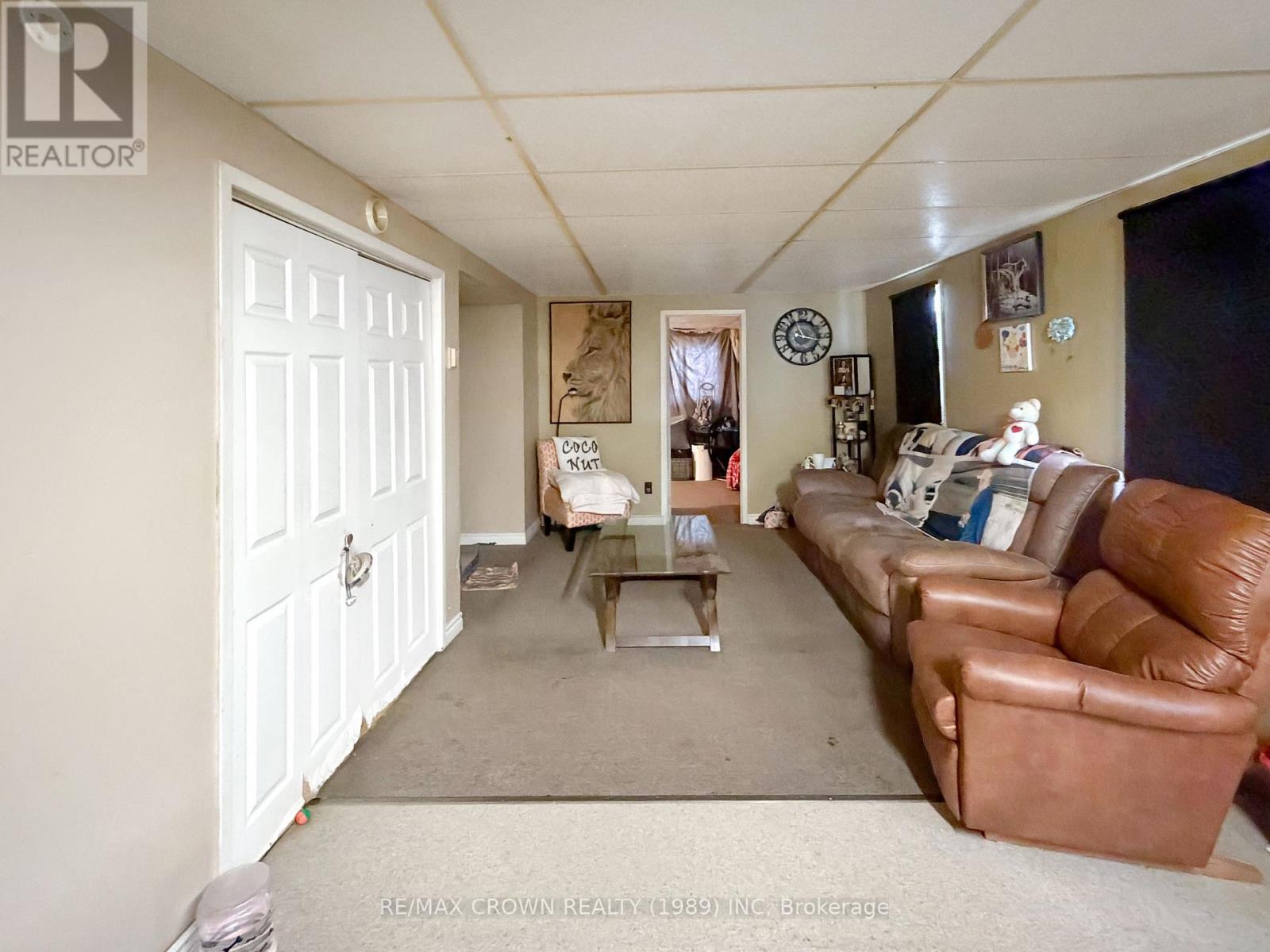 27 Stewart Avenue — photo 35