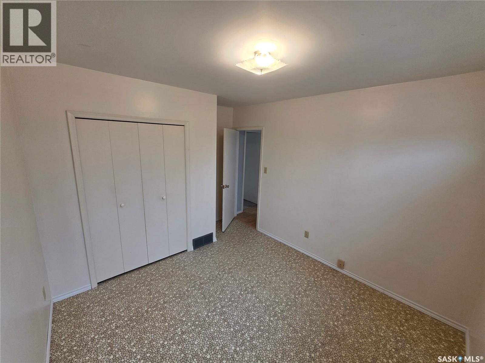 512 2nd AVENUE, Raymore — photo 11