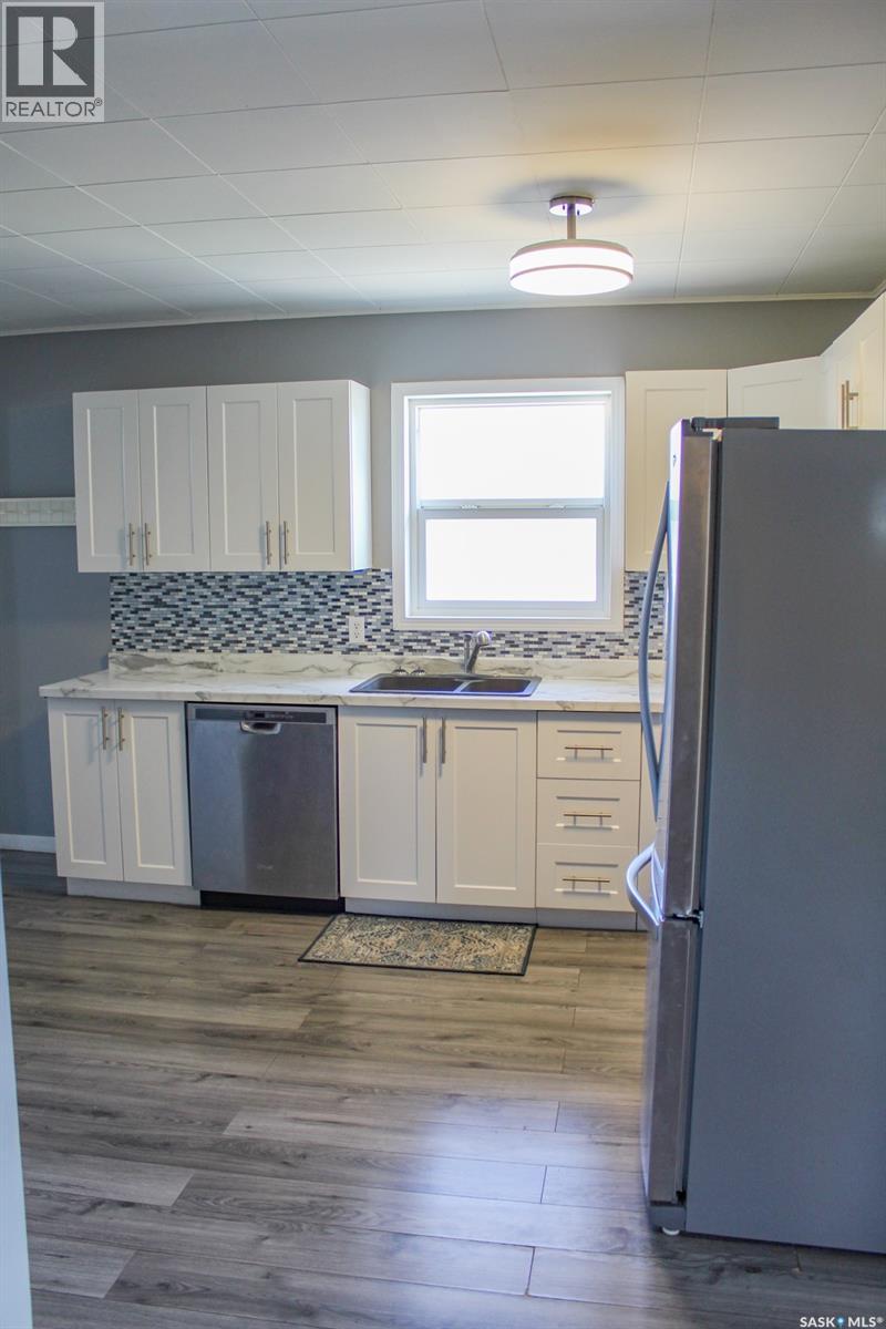 106 Higgins AVENUE W - 17
