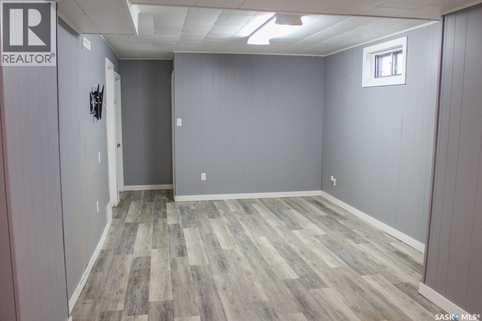 106 Higgins AVENUE W, Melfort — photo 20