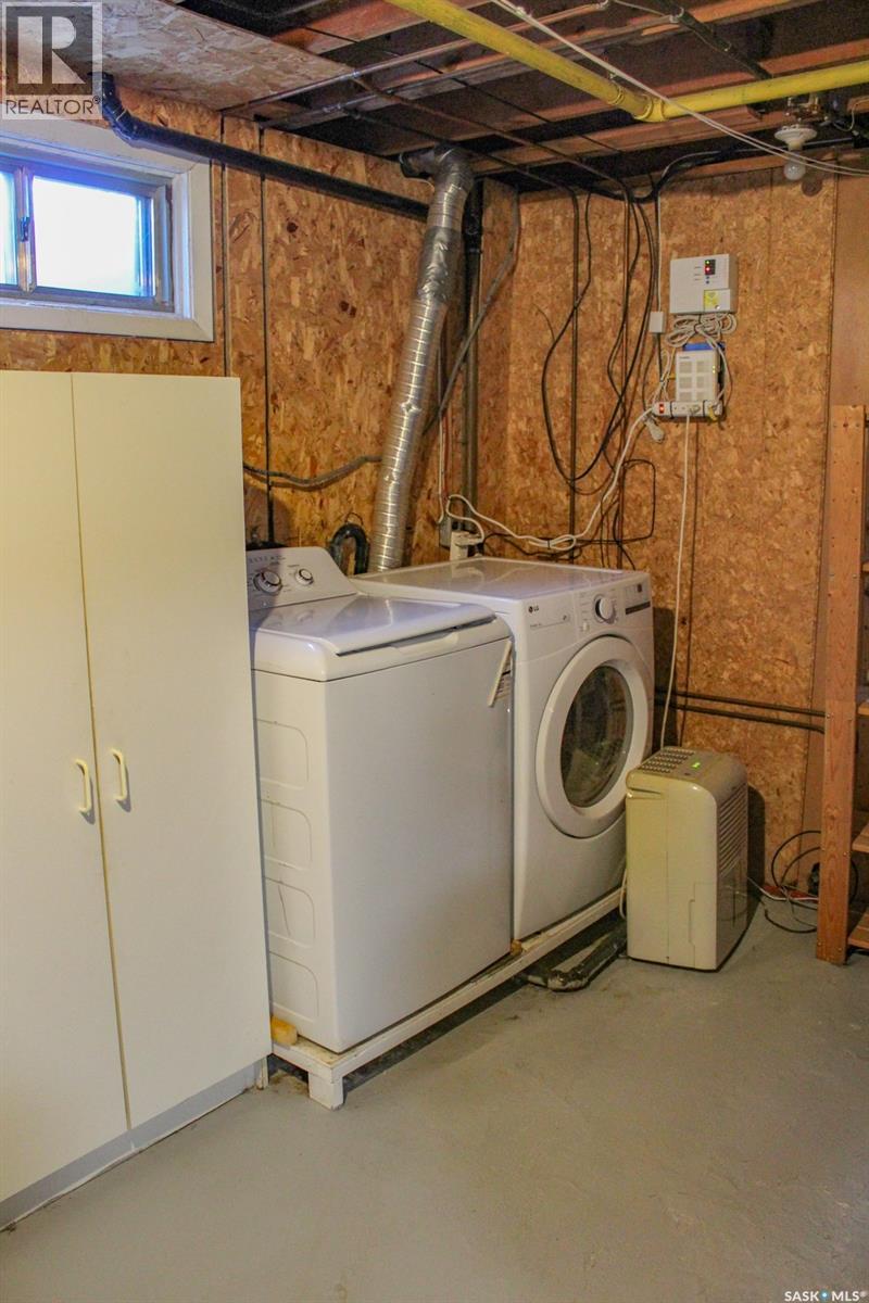 106 Higgins AVENUE W - 26
