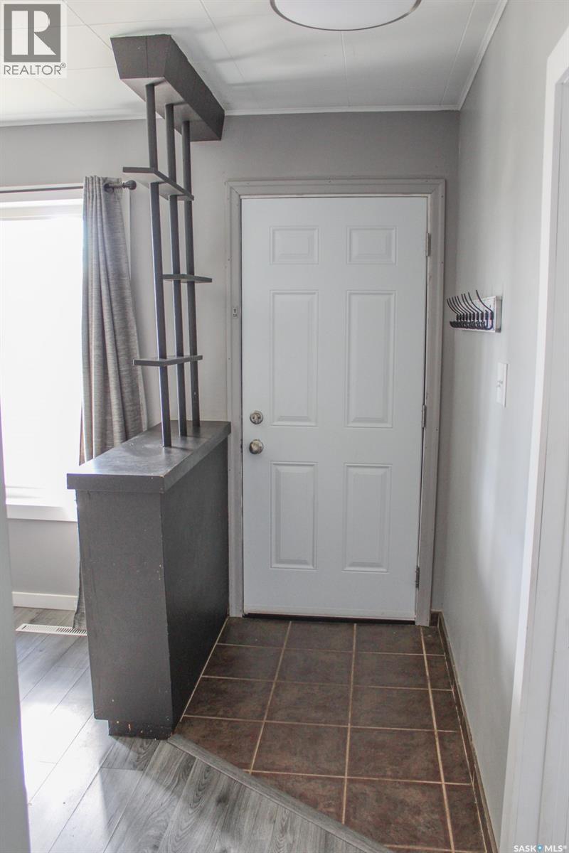 106 Higgins AVENUE W, Melfort — photo 5