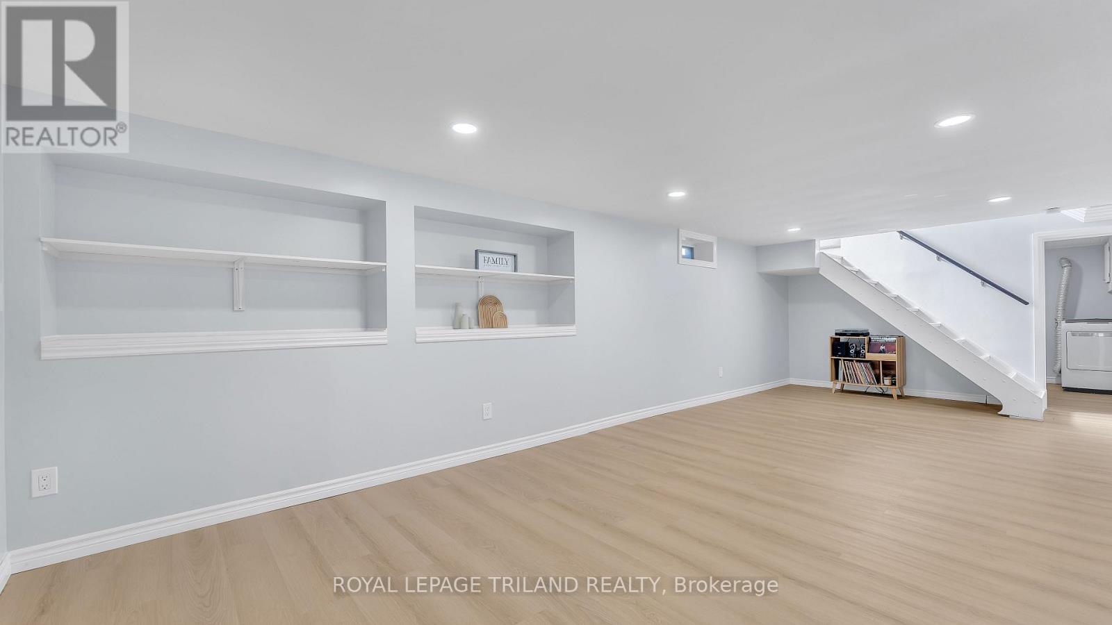 205 Erie Street — photo 21