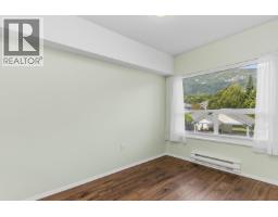 207 1203 Pemberton Avenue, Squamish, BC V8B0J7 Photo 11