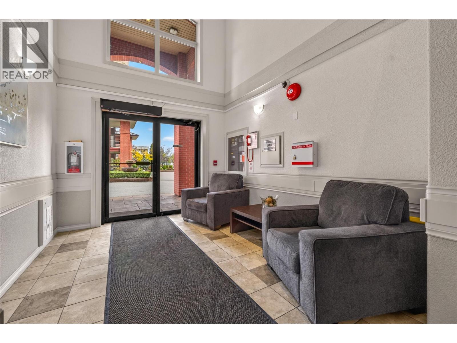 1003 2125 Atkinson Street, Penticton