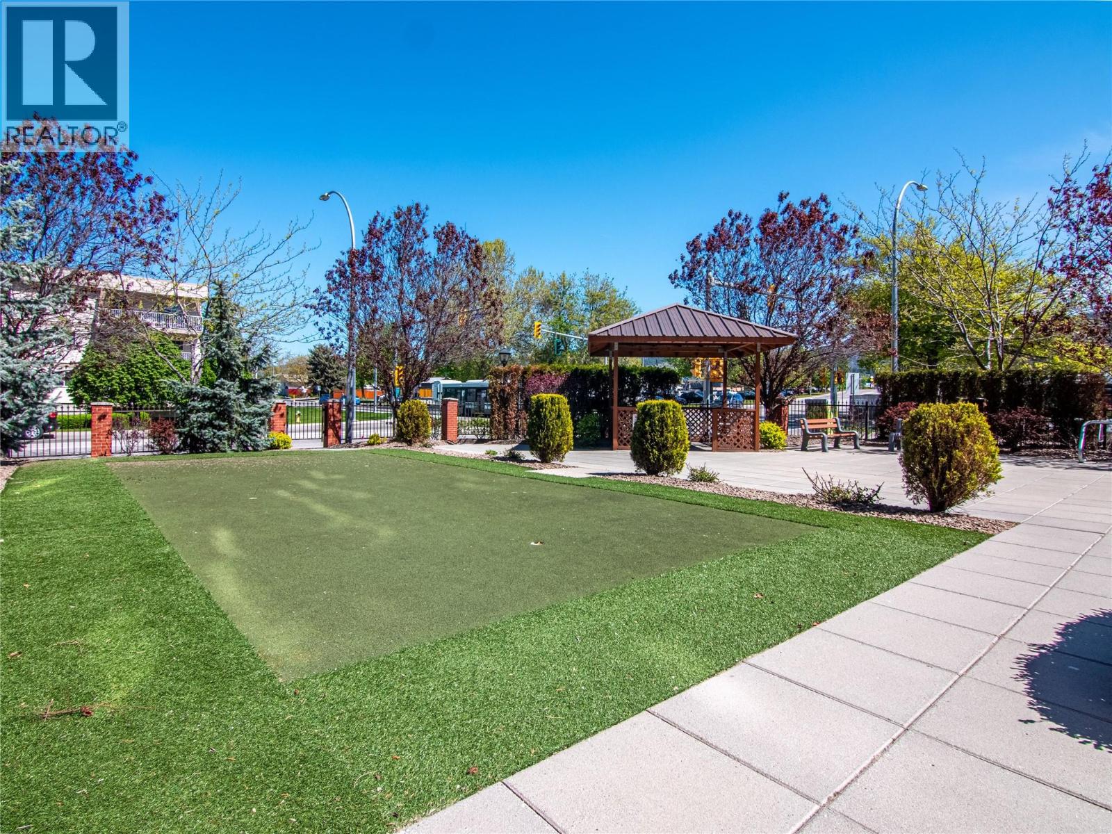 1003 2125 Atkinson Street, Penticton